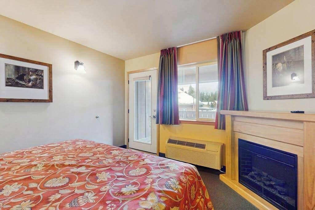 1 bedroom, internet, bed sheets