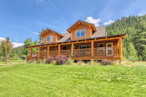 3BR mountain-view