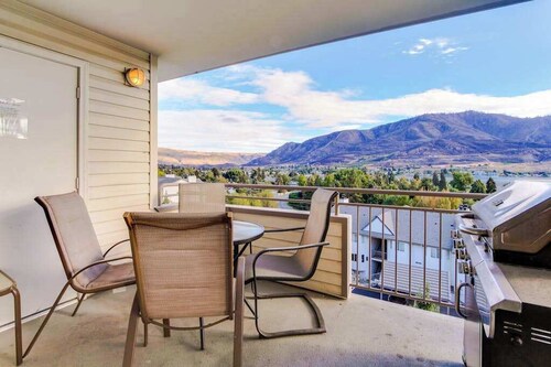Lovely 2BR Lakeview - Patio - Pool -