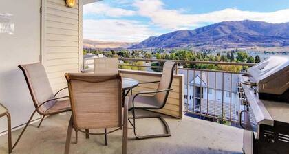 Lovely 2BR Lakeview - Patio - Pool -
