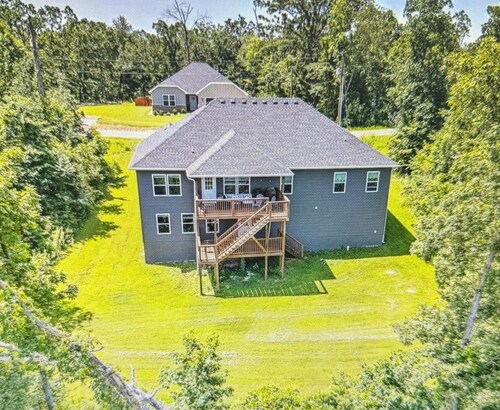 Charming 3-bedroom house with AC in peaceful Bella Vista