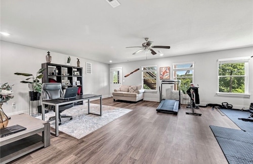Charming 3-bedroom house with AC in peaceful Bella Vista