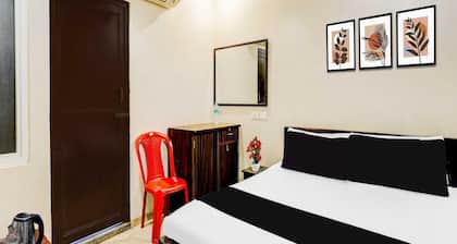 Deluxe Room RK Residency