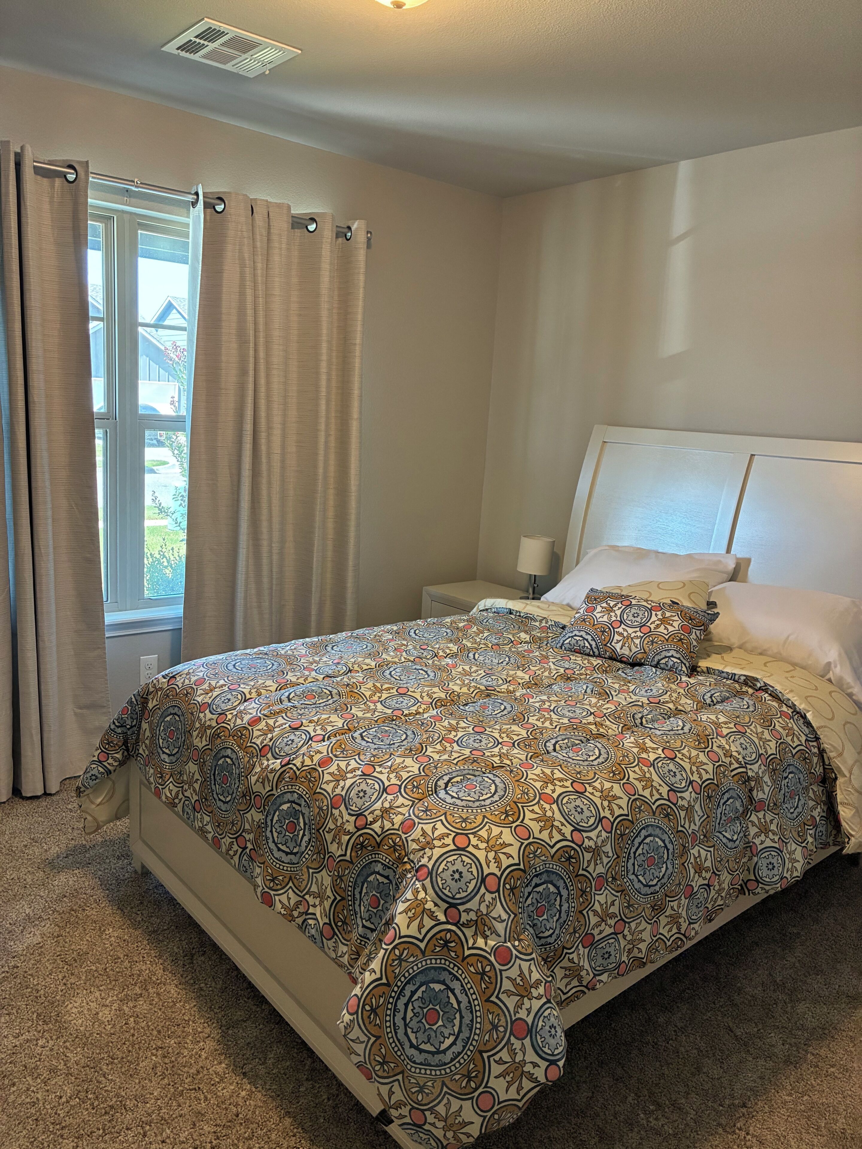 3 bedrooms, free WiFi, bed sheets