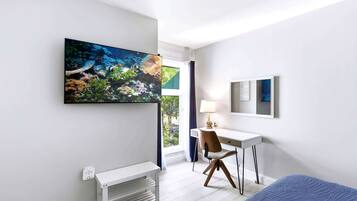 2 habitaciones, tabla de planchar con plancha, wifi y ropa de cama