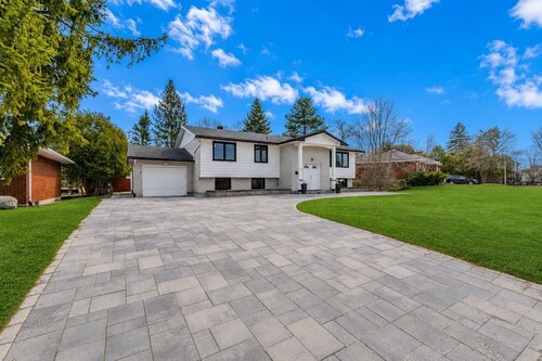 Fully Furnished, All-inclusive, 3BR & 2BA, Monthly Rental in Central Ottawa
