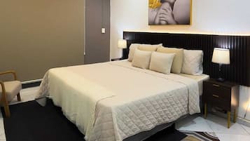 Iron/ironing board, internet, bed sheets