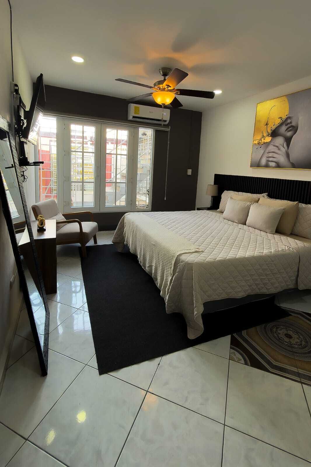 1 quarto, ferros/tábuas de passar roupa, acesso à internet