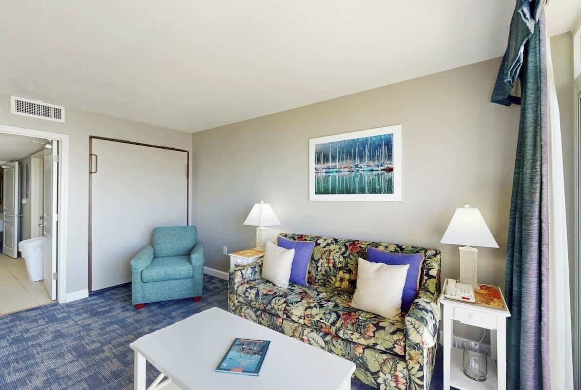 TV, DVD player, offices