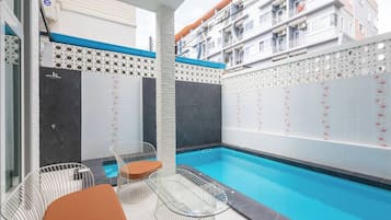 Villa - 4 soveværelser - handicapvenligt - ryger | Pool | Indendørs pool