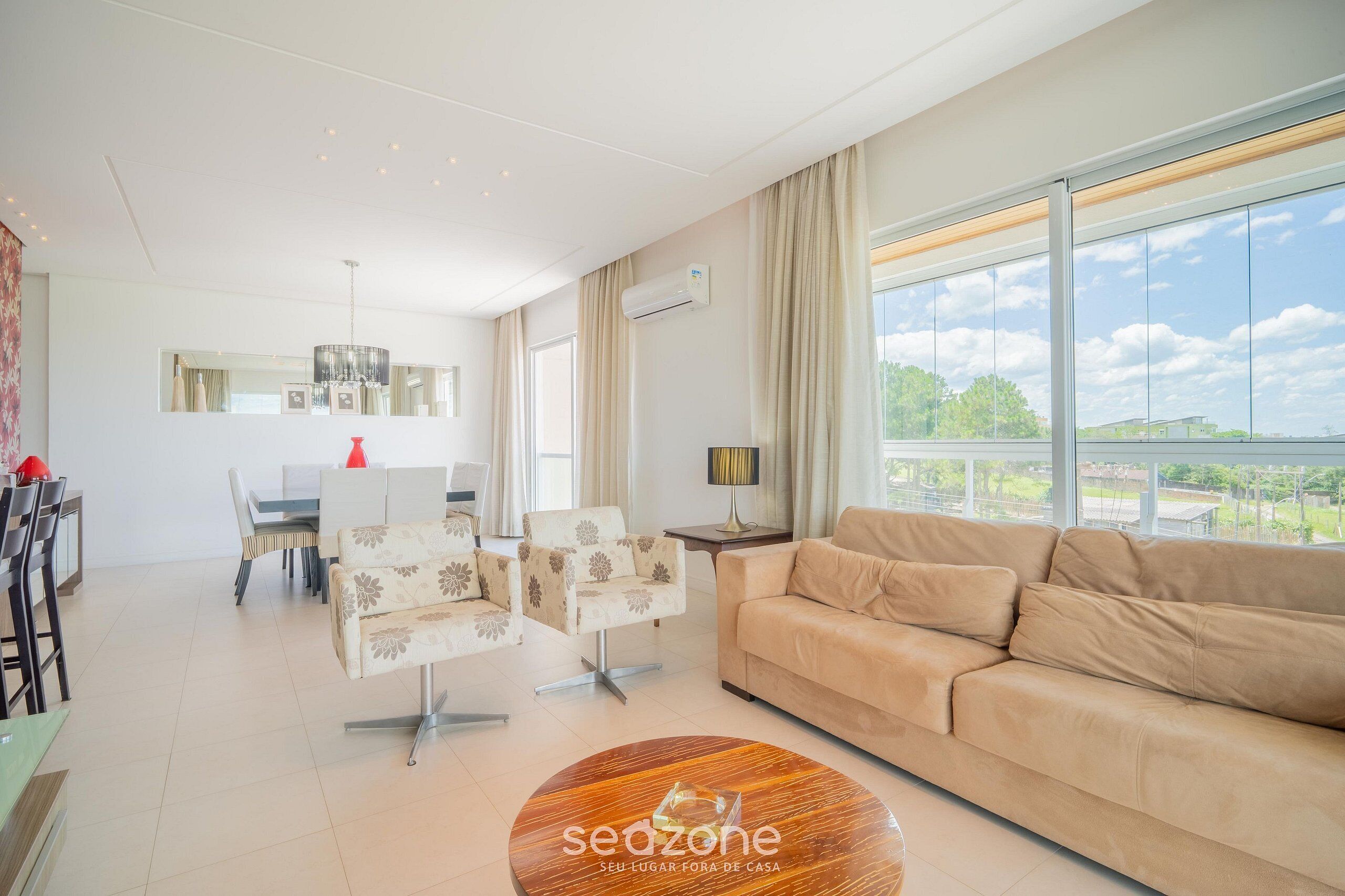 Basic Apartment | Living area | 40-inch TV with digital channels
