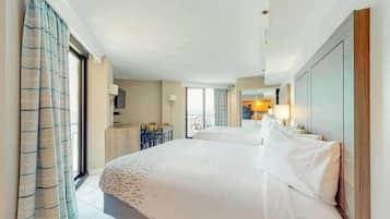 Iron/ironing board, WiFi, bed sheets