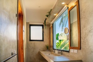 Towels, soap, toilet paper - Vrbo Property (Las Terrenas)