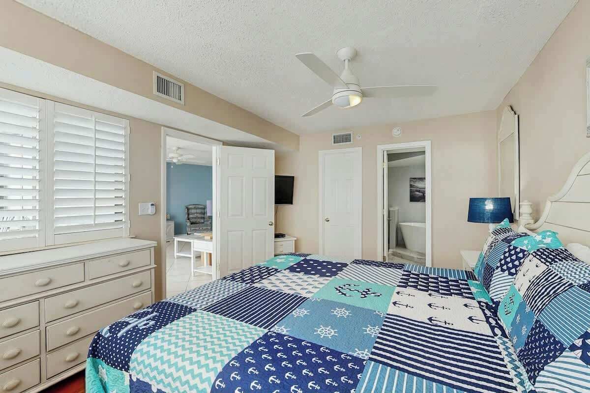 4 bedrooms, WiFi, bed sheets