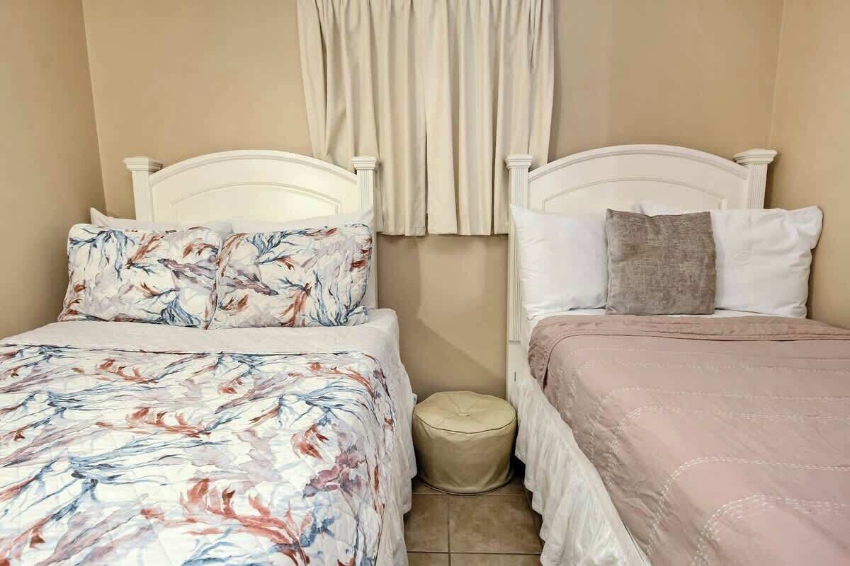 2 bedrooms, WiFi, bed sheets
