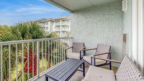 Property grounds - Summerhouse at Litchfield (Pawleys Island)