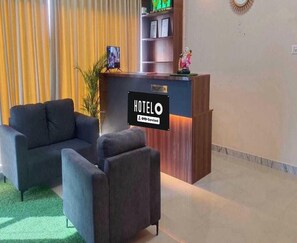 House | Reception