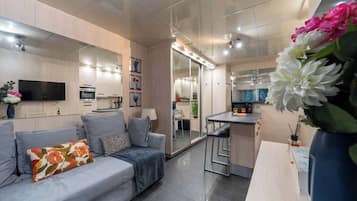 TV, offices