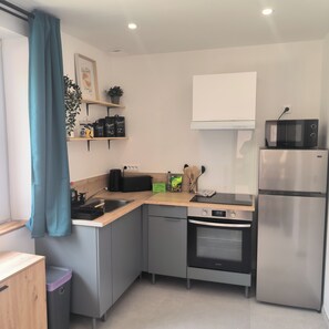 Private kitchen - Vrbo Property (Ottrott)