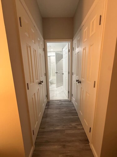 Stylish Old Town Stay | Walk to VRE & Dining
