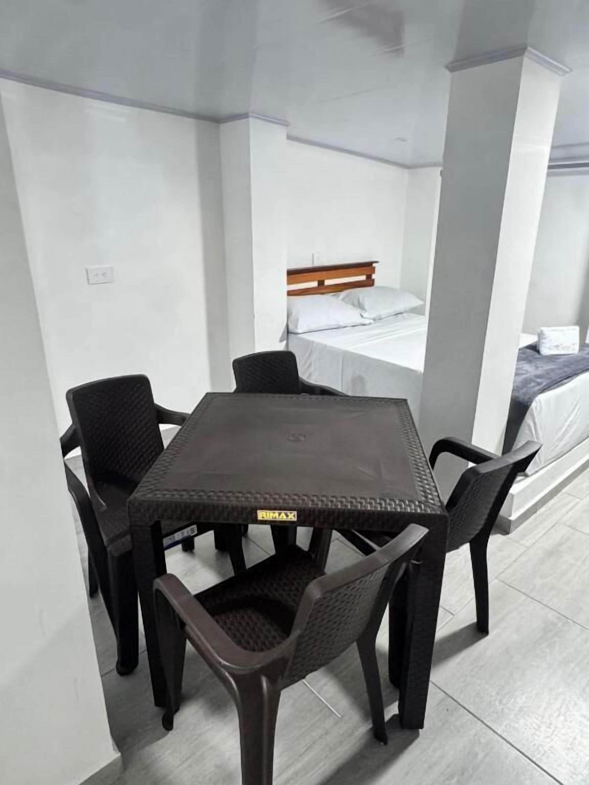 Habitación triple Deluxe | Wifi gratis 