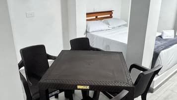 Habitación triple Deluxe | Wifi gratis