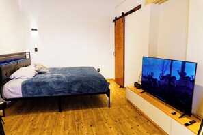 1 bedroom, internet, bed sheets - Origen Suite at Casa Bravo in downtown Toluca (Toluca de Lerdo)