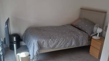 Room, 2 Bedrooms | 2 bedrooms