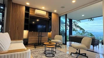 Smart TV