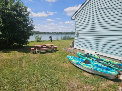 The Reel Retreat - pontoon rental available 