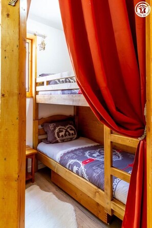 Iron/ironing board, bed sheets - The Marmot of Aussois (AUSSOIS)