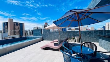 Apartment | Outdoor dining