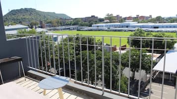 Apartment, 1 Schlafzimmer, barrierefrei, Raucher | Balkon