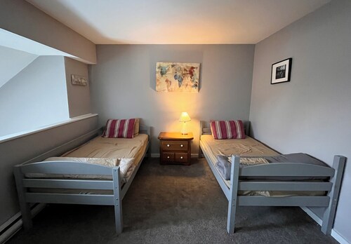 Tenney/Rumney Ski Townhouse, White Mountains, NH