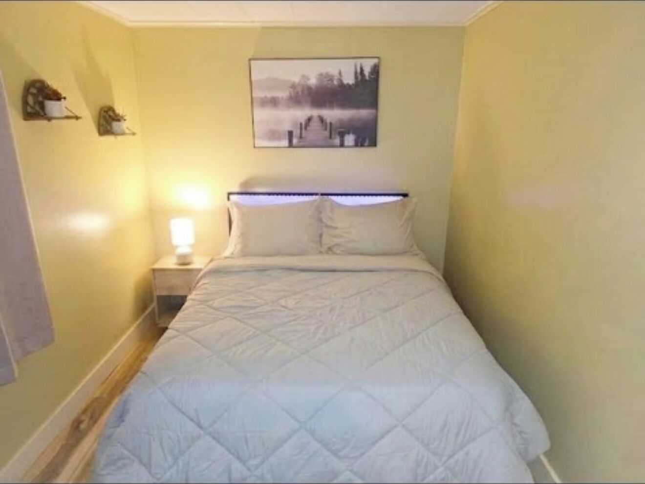 2 bedrooms, iron/ironing board, WiFi (free), bed sheets