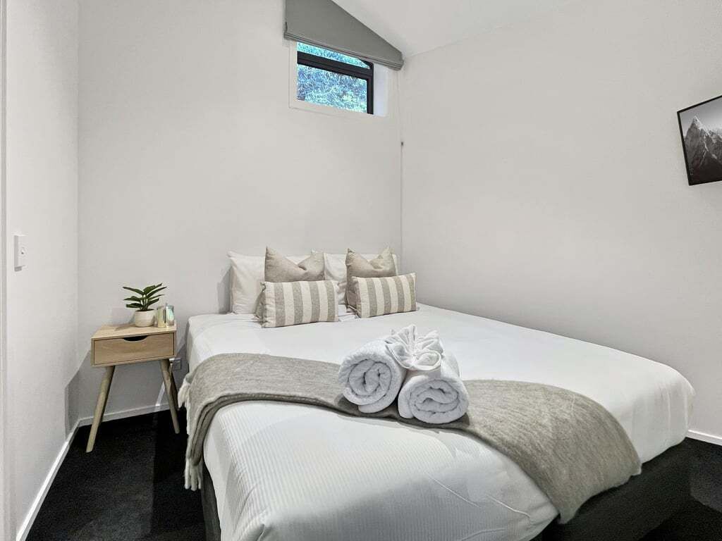 Ferros/tábuas de passar roupa, Wi-Fi, roupa de cama
