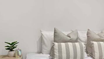 Ferros/tábuas de passar roupa, Wi-Fi, roupa de cama