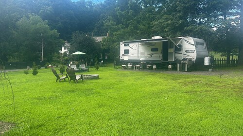  Quiet property in beautiful Bucks County stay in this recreational vehicle.