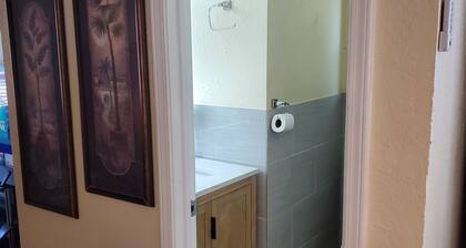 3-bedroom townhome in the Arlington Area -In the center of everything!-