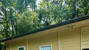 Outdoor dining - Fair Oaks Guesthouse (Conyers)