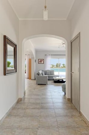 Interior - White Villa with open lagoon view (Hurghada)
