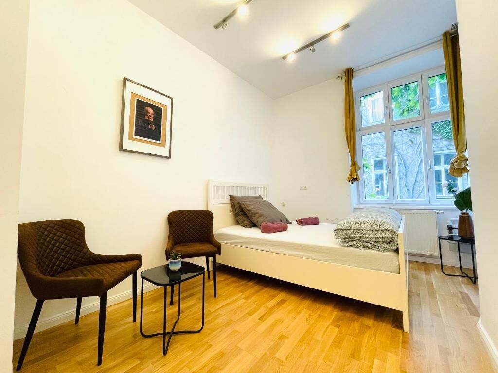 Double Room | WiFi (free)