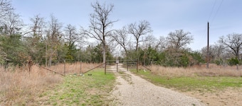 Private 10-acre Cabin Retreat!