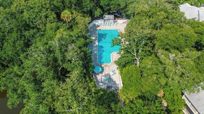 Utomhuspool