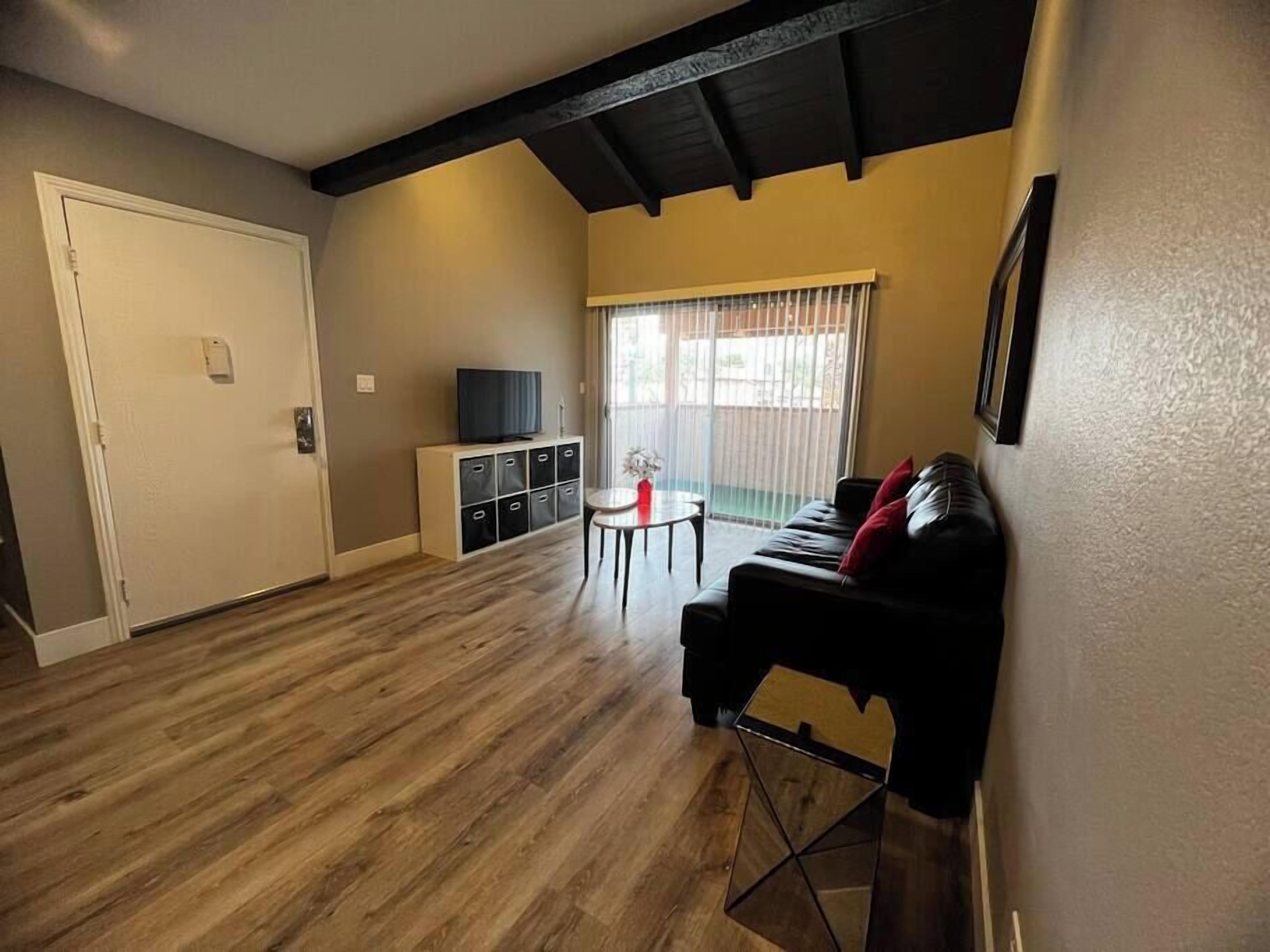 TV, offices