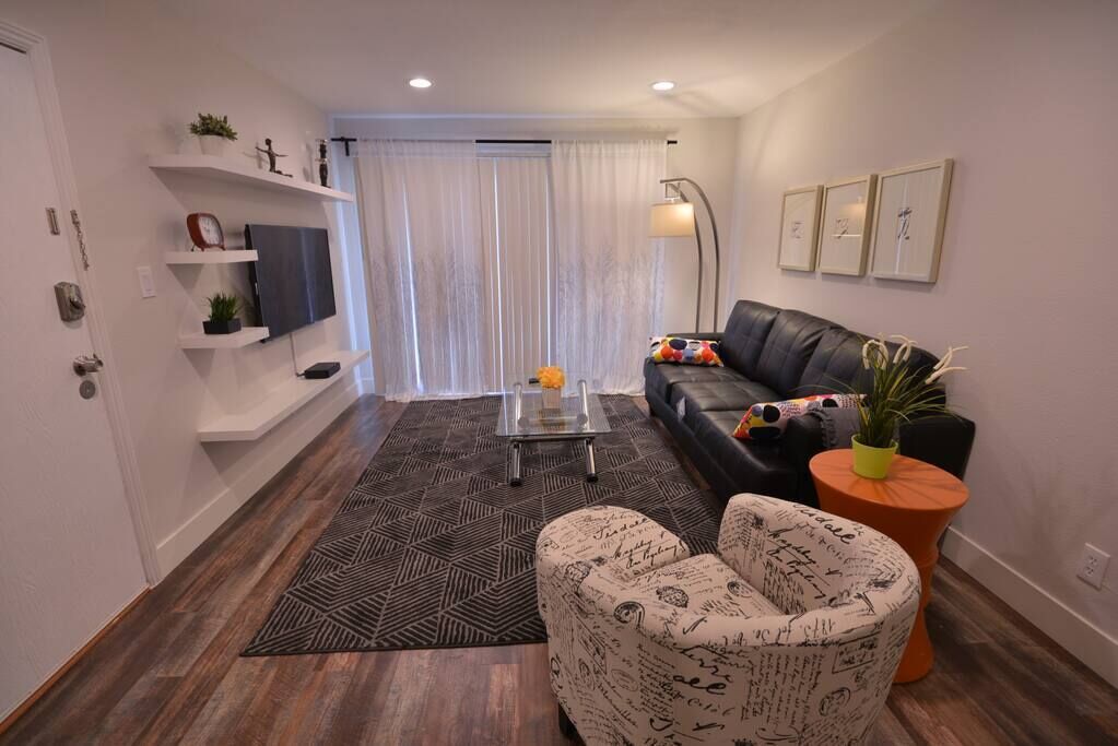TV, offices