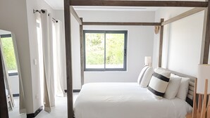 Room - Suite 35: 2-Bedroom Ocean-View Suite with Wraparound Terrace, Antigua (Urlings)