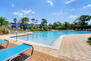 Pool - Sea Glass, Beach Front, Renovated, Community Pools, Beach Gear Credit! (St. George Island)