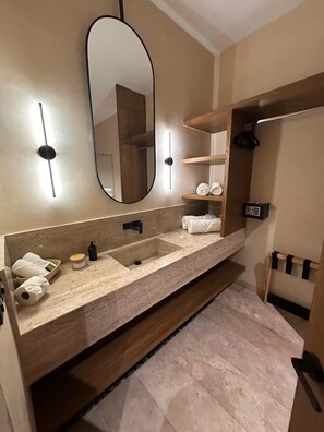 Bathroom - Vrbo Property (Mérida)
