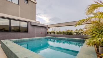 Apartamento básico | Piscina